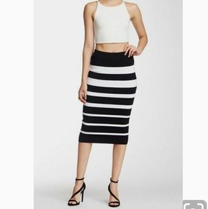 KENSIE Black and White Striped Pencil Skirt NWT M